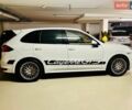 Белый Порше Каен, объемом двигателя 4.81 л и пробегом 90 тыс. км за 38000 $, фото 1 на Automoto.ua