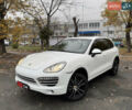 Білий Порше Cayenne, об'ємом двигуна 3 л та пробігом 189 тис. км за 23300 $, фото 6 на Automoto.ua