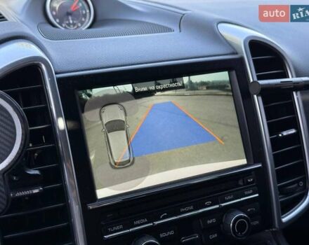 Білий Порше Cayenne, об'ємом двигуна 3.6 л та пробігом 126 тис. км за 31500 $, фото 45 на Automoto.ua