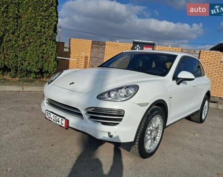 Белый Порше Каен, объемом двигателя 2.97 л и пробегом 194 тыс. км за 31700 $, фото 26 на Automoto.ua