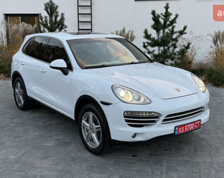 Белый Порше Каен, объемом двигателя 3 л и пробегом 187 тыс. км за 22400 $, фото 68 на Automoto.ua