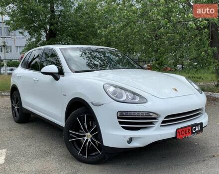 Білий Порше Cayenne, об'ємом двигуна 3 л та пробігом 192 тис. км за 23999 $, фото 10 на Automoto.ua