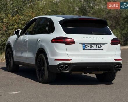 Білий Порше Cayenne, об'ємом двигуна 3.6 л та пробігом 126 тис. км за 31500 $, фото 15 на Automoto.ua