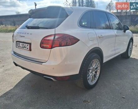 Белый Порше Каен, объемом двигателя 2.97 л и пробегом 194 тыс. км за 31700 $, фото 19 на Automoto.ua