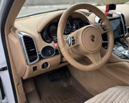 Білий Порше Cayenne, об'ємом двигуна 3.6 л та пробігом 96 тис. км за 22900 $, фото 10 на Automoto.ua