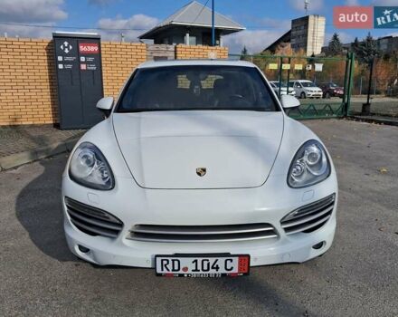 Белый Порше Каен, объемом двигателя 2.97 л и пробегом 194 тыс. км за 31700 $, фото 10 на Automoto.ua