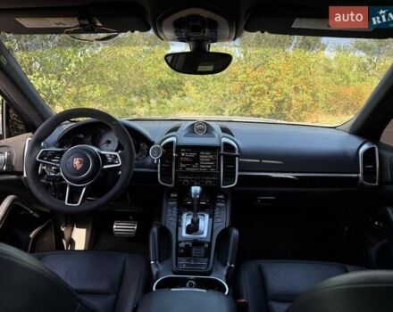 Білий Порше Cayenne, об'ємом двигуна 3.6 л та пробігом 126 тис. км за 31500 $, фото 29 на Automoto.ua