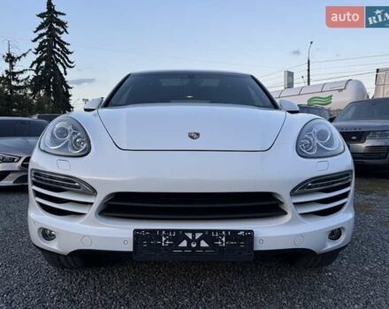 Белый Порше Каен, объемом двигателя 2.97 л и пробегом 232 тыс. км за 25900 $, фото 15 на Automoto.ua