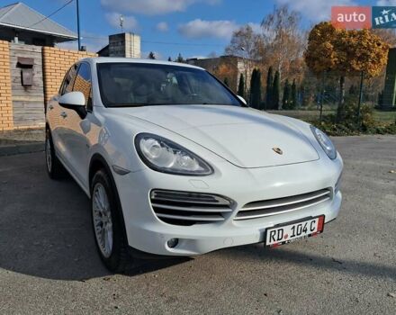Белый Порше Каен, объемом двигателя 2.97 л и пробегом 194 тыс. км за 31700 $, фото 11 на Automoto.ua