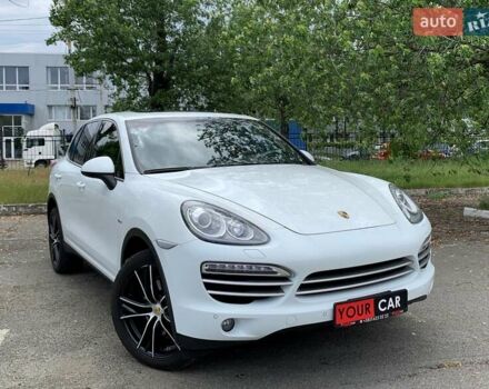 Білий Порше Cayenne, об'ємом двигуна 3 л та пробігом 192 тис. км за 23999 $, фото 9 на Automoto.ua