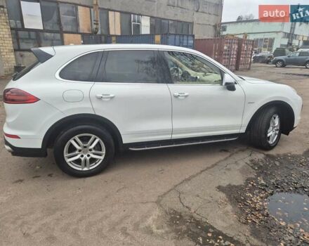 Белый Порше Каен, объемом двигателя 3 л и пробегом 155 тыс. км за 32000 $, фото 6 на Automoto.ua