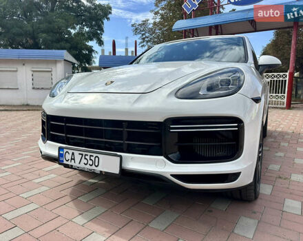 Белый Порше Каен, объемом двигателя 3 л и пробегом 199 тыс. км за 30000 $, фото 2 на Automoto.ua