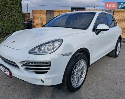 Белый Порше Каен, объемом двигателя 2.97 л и пробегом 194 тыс. км за 31700 $, фото 4 на Automoto.ua