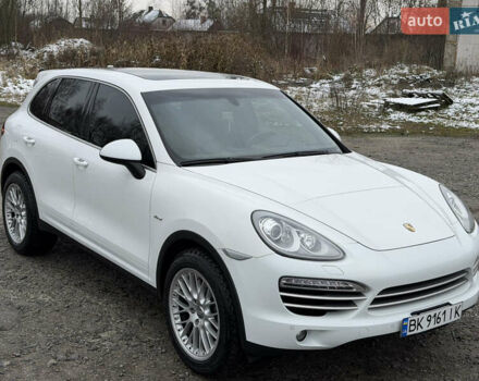 Белый Порше Каен, объемом двигателя 3 л и пробегом 195 тыс. км за 28700 $, фото 49 на Automoto.ua