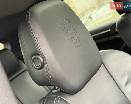 Белый Порше Каен, объемом двигателя 3 л и пробегом 195 тыс. км за 28700 $, фото 53 на Automoto.ua