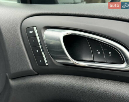 Белый Порше Каен, объемом двигателя 3 л и пробегом 195 тыс. км за 28700 $, фото 27 на Automoto.ua