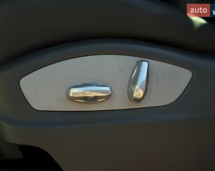 Белый Порше Каен, объемом двигателя 3 л и пробегом 238 тыс. км за 24500 $, фото 18 на Automoto.ua