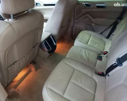 Білий Порше Cayenne, об'ємом двигуна 3.6 л та пробігом 210 тис. км за 22900 $, фото 25 на Automoto.ua