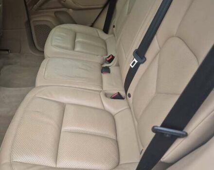 Белый Порше Каен, объемом двигателя 3 л и пробегом 155 тыс. км за 32000 $, фото 31 на Automoto.ua