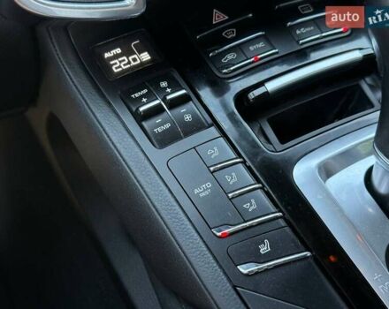 Білий Порше Cayenne, об'ємом двигуна 3.6 л та пробігом 126 тис. км за 31500 $, фото 41 на Automoto.ua