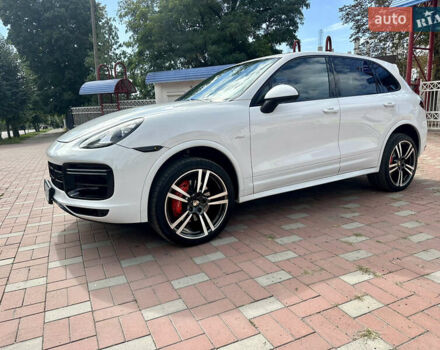 Порше Cayenne 2014 у Христиновке на Automoto.ua Білий Порше Cayenne, об'ємом двигуна 3 л та пробігом 199 тис. км за 26000 $, фото 6 на Automoto.ua
