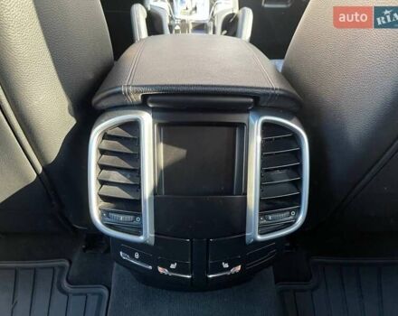 Белый Порше Каен, объемом двигателя 3 л и пробегом 150 тыс. км за 21999 $, фото 20 на Automoto.ua