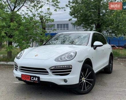 Білий Порше Cayenne, об'ємом двигуна 3 л та пробігом 192 тис. км за 23999 $, фото 2 на Automoto.ua