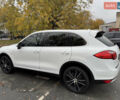 Білий Порше Cayenne, об'ємом двигуна 3 л та пробігом 189 тис. км за 23300 $, фото 18 на Automoto.ua