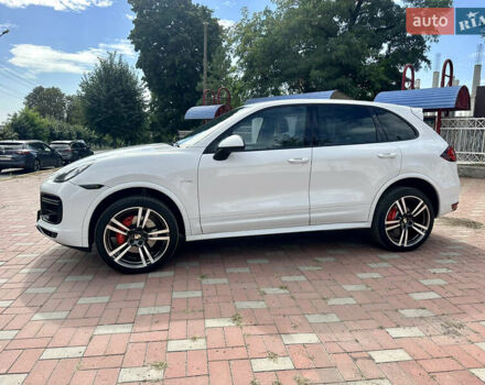 Порше Cayenne 2014 у Христиновке на Automoto.ua Білий Порше Cayenne, об'ємом двигуна 3 л та пробігом 199 тис. км за 26000 $, фото 5 на Automoto.ua