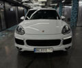 Белый Порше Каен, объемом двигателя 3.6 л и пробегом 130 тыс. км за 27500 $, фото 1 на Automoto.ua