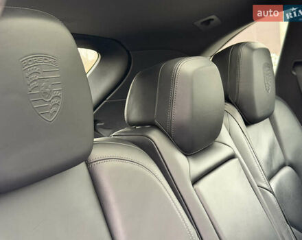 Белый Порше Каен, объемом двигателя 3 л и пробегом 195 тыс. км за 28700 $, фото 32 на Automoto.ua