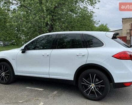Білий Порше Cayenne, об'ємом двигуна 3 л та пробігом 192 тис. км за 23999 $, фото 14 на Automoto.ua