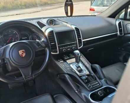 Белый Порше Каен, объемом двигателя 2.97 л и пробегом 194 тыс. км за 31700 $, фото 37 на Automoto.ua