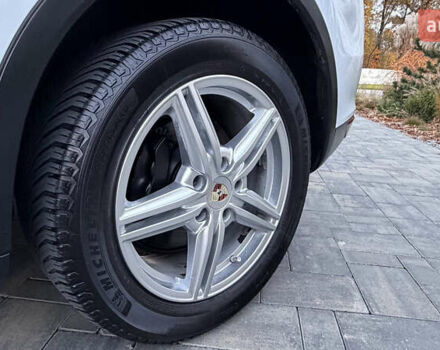 Порше Cayenne 2014 у Луцьку на Automoto.ua Білий Порше Cayenne, об'ємом двигуна 3 л та пробігом 187 тис. км за 22400 $, фото 45 на Automoto.ua