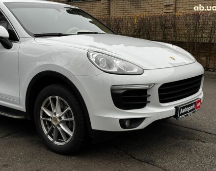 Білий Порше Cayenne, об'ємом двигуна 3.6 л та пробігом 96 тис. км за 39690 $, фото 2 на Automoto.ua