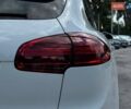 Білий Порше Cayenne, об'ємом двигуна 2.97 л та пробігом 330 тис. км за 28500 $, фото 12 на Automoto.ua