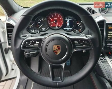 Белый Порше Каен, объемом двигателя 3.6 л и пробегом 143 тыс. км за 39999 $, фото 49 на Automoto.ua