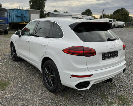 Білий Порше Cayenne, об'ємом двигуна 2.99 л та пробігом 151 тис. км за 31500 $, фото 18 на Automoto.ua