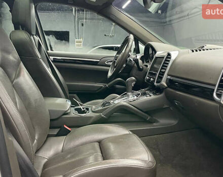 Білий Порше Cayenne, об'ємом двигуна 3.6 л та пробігом 152 тис. км за 28700 $, фото 11 на Automoto.ua