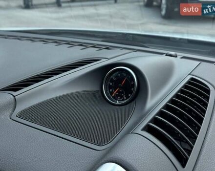 Білий Порше Cayenne, об'ємом двигуна 2.97 л та пробігом 330 тис. км за 28500 $, фото 35 на Automoto.ua