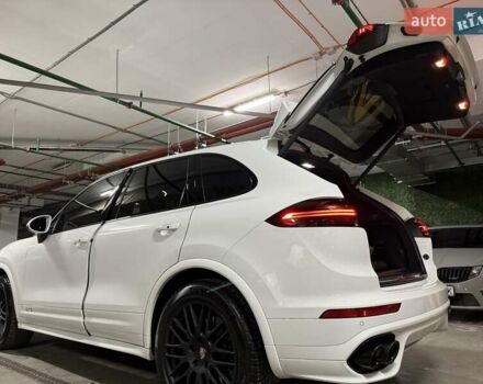 Білий Порше Cayenne, об'ємом двигуна 3.6 л та пробігом 139 тис. км за 29999 $, фото 75 на Automoto.ua