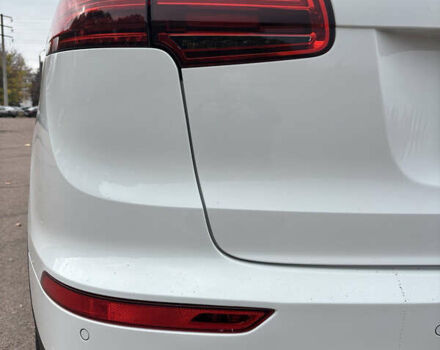 Белый Порше Каен, объемом двигателя 2.97 л и пробегом 180 тыс. км за 34000 $, фото 14 на Automoto.ua