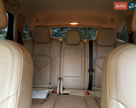 Белый Порше Каен, объемом двигателя 3.6 л и пробегом 96 тыс. км за 39690 $, фото 24 на Automoto.ua