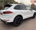 Белый Порше Каен, объемом двигателя 2.97 л и пробегом 180 тыс. км за 34000 $, фото 7 на Automoto.ua