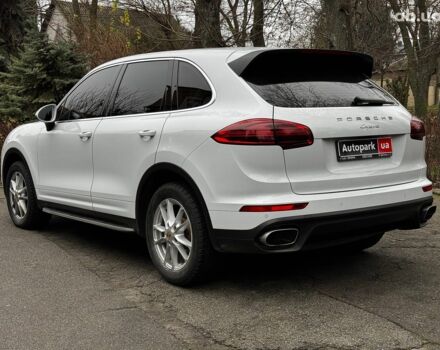 Білий Порше Cayenne, об'ємом двигуна 3.6 л та пробігом 96 тис. км за 39690 $, фото 9 на Automoto.ua