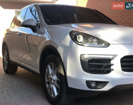 Белый Порше Каен, объемом двигателя 2.97 л и пробегом 167 тыс. км за 33499 $, фото 17 на Automoto.ua