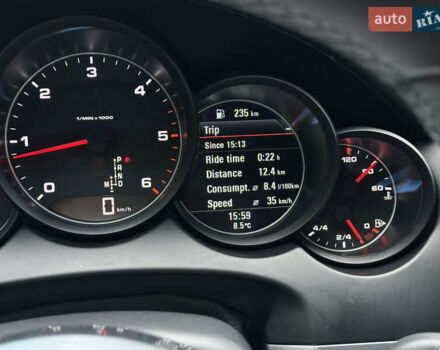 Белый Порше Каен, объемом двигателя 3 л и пробегом 98 тыс. км за 39700 $, фото 35 на Automoto.ua