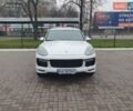Белый Порше Каен, объемом двигателя 3.6 л и пробегом 143 тыс. км за 39999 $, фото 15 на Automoto.ua