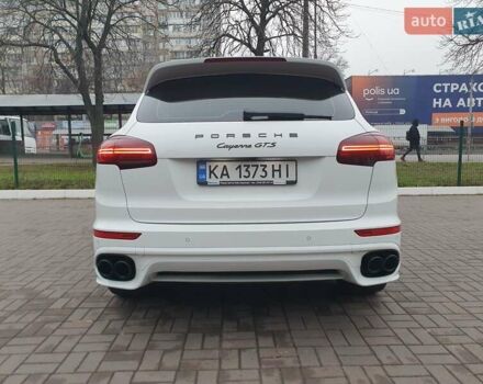 Белый Порше Каен, объемом двигателя 3.6 л и пробегом 143 тыс. км за 39999 $, фото 7 на Automoto.ua