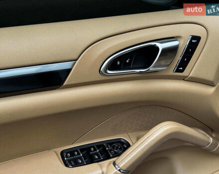 Белый Порше Каен, объемом двигателя 3.6 л и пробегом 96 тыс. км за 39690 $, фото 16 на Automoto.ua